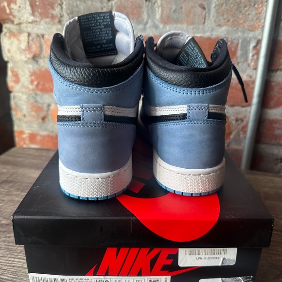 Jordan 1 Retro OG High University Blue - Picture 15 of 16